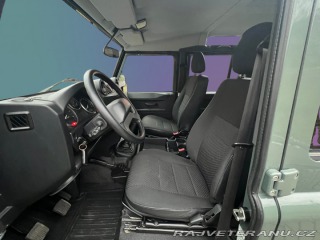 Land Rover Defender 110 Station Wagon 2015