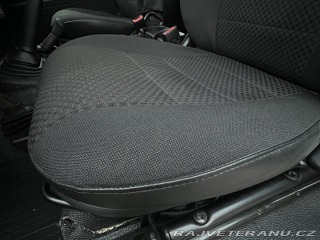 Land Rover Defender 110 Station Wagon 2015