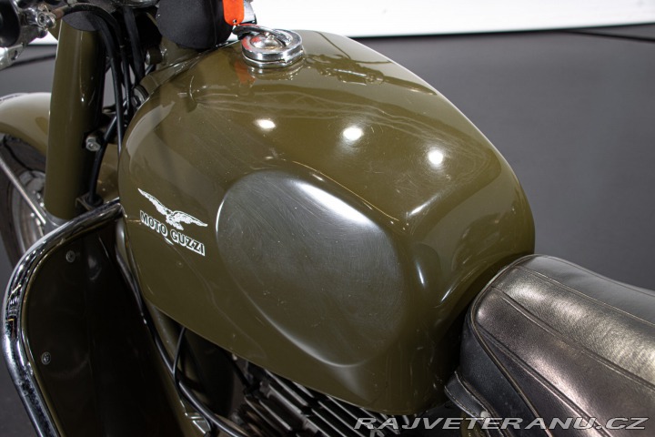 Moto Guzzi Falcone NUOVO FALCONE 500 1973