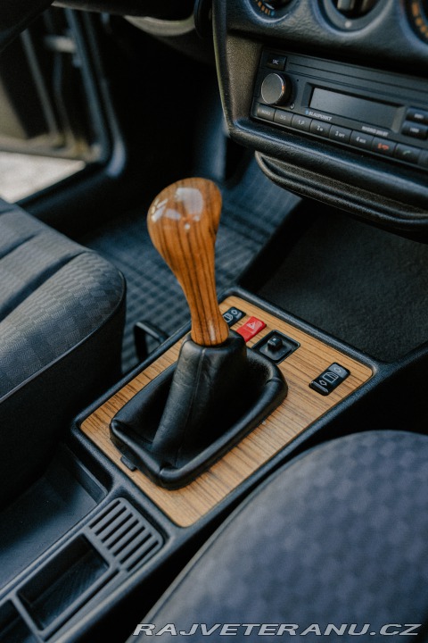 Mercedes-Benz 190  1990