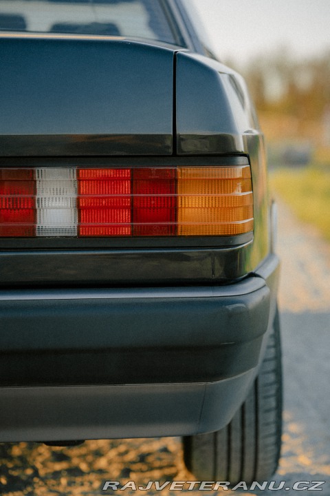 Mercedes-Benz 190  1990