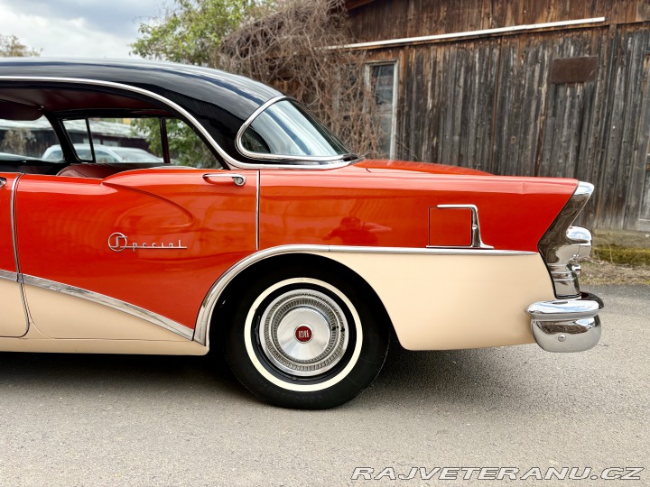 Buick Special Riviera Sedan 1955