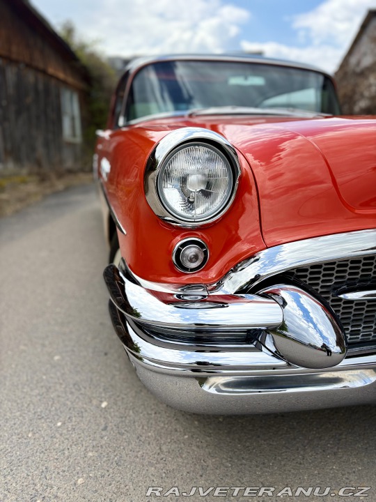 Buick Special Riviera Sedan 1955