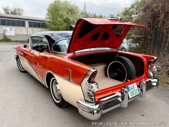 Buick Special Riviera Sedan 1955