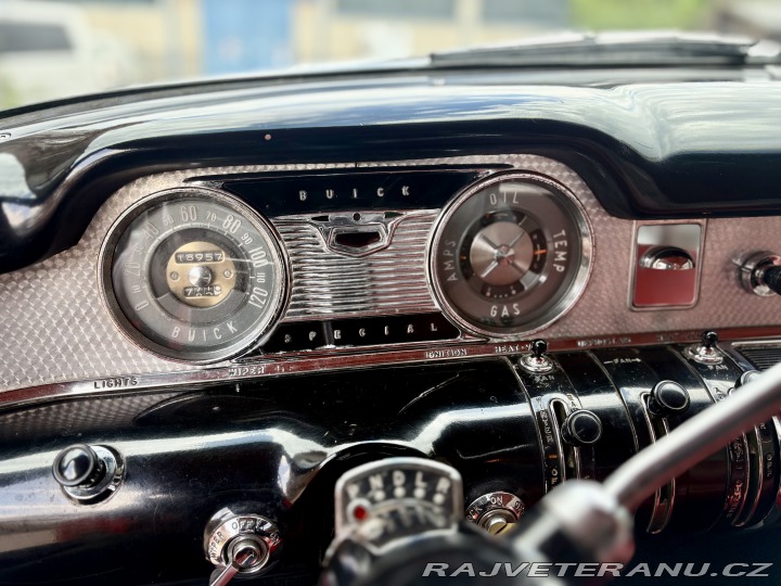 Buick Special Riviera Sedan 1955