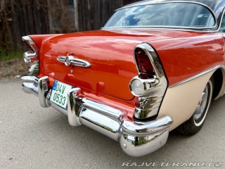 Buick Special Riviera Sedan 1955