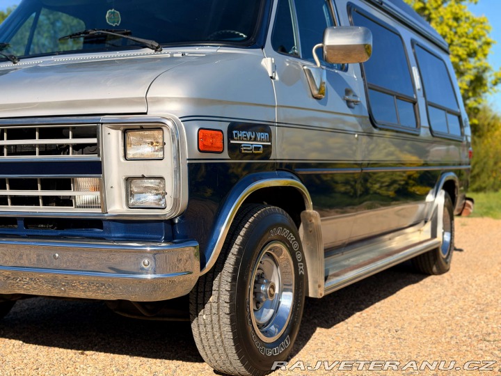 Chevrolet G20 5.0 V8 Tra-Tech 1.majitel 1986