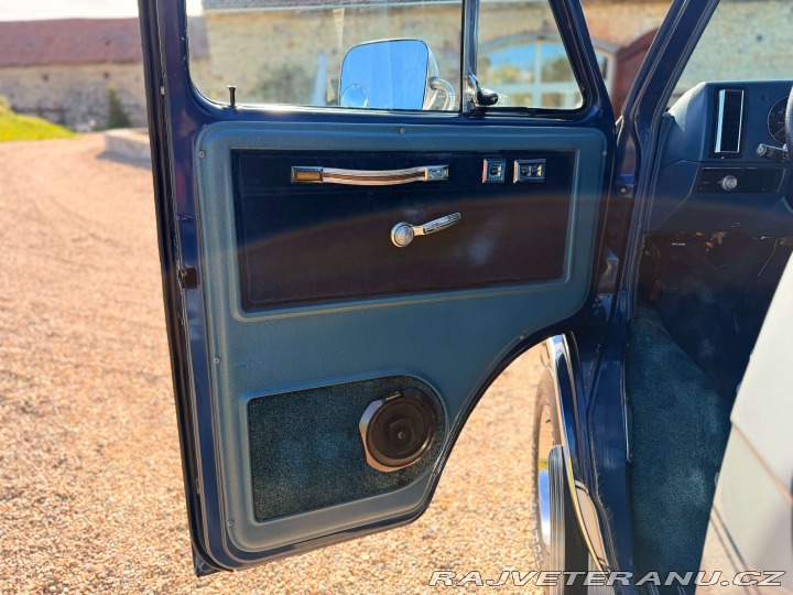 Chevrolet G20 5.0 V8 Tra-Tech 1.majitel 1986