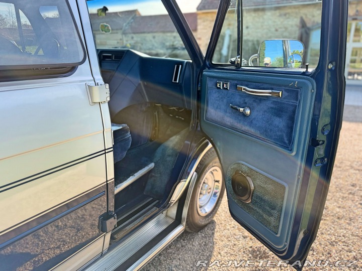 Chevrolet G20 5.0 V8 Tra-Tech 1.majitel 1986