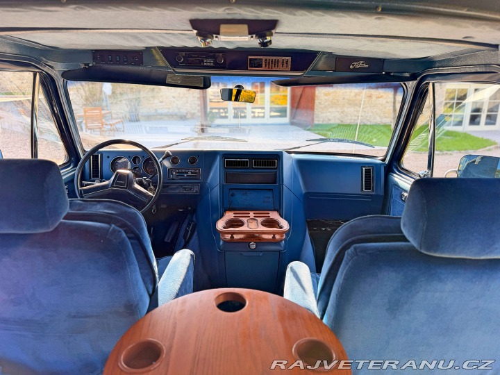 Chevrolet G20 5.0 V8 Tra-Tech 1.majitel 1986