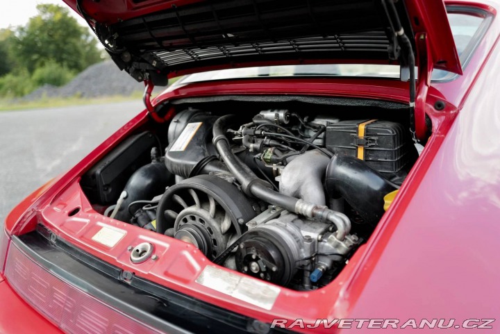 Porsche Ostatní modely 964 Carrera 2 1989