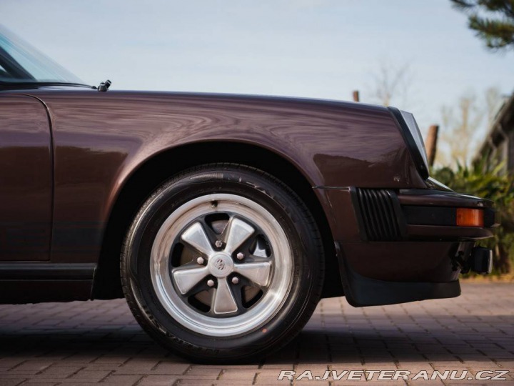 Porsche 911 3.0 SC 1983