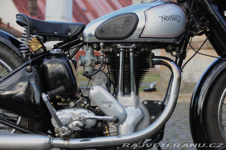 Norton Ostatní modely 18 OHV - 500cc -Bílé SPZ 1953