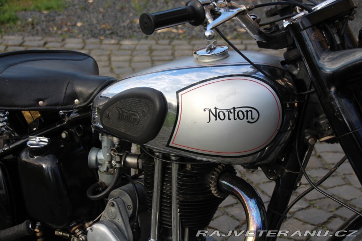 Norton Ostatní modely 18 OHV - 500cc -Bílé SPZ 1953