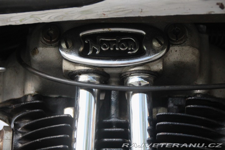 Norton Ostatní modely 18 OHV - 500cc -Bílé SPZ 1953
