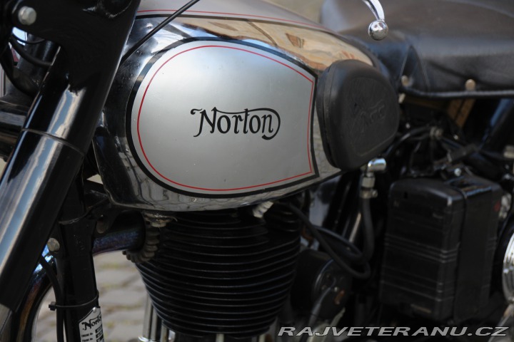 Norton Ostatní modely 18 OHV - 500cc -Bílé SPZ 1953