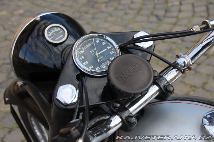 Norton Ostatní modely 18 OHV - 500cc -Bílé SPZ 1953