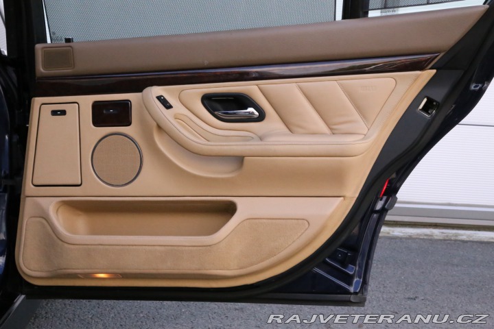 BMW 7 750iXL L7 1999