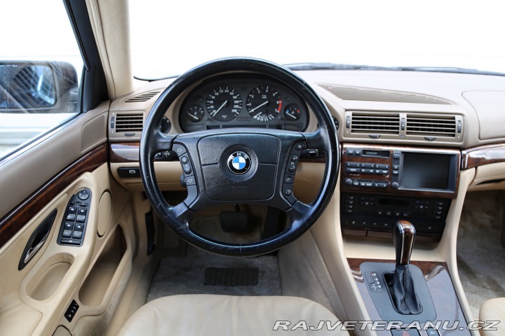 BMW 7 750iXL L7 1999