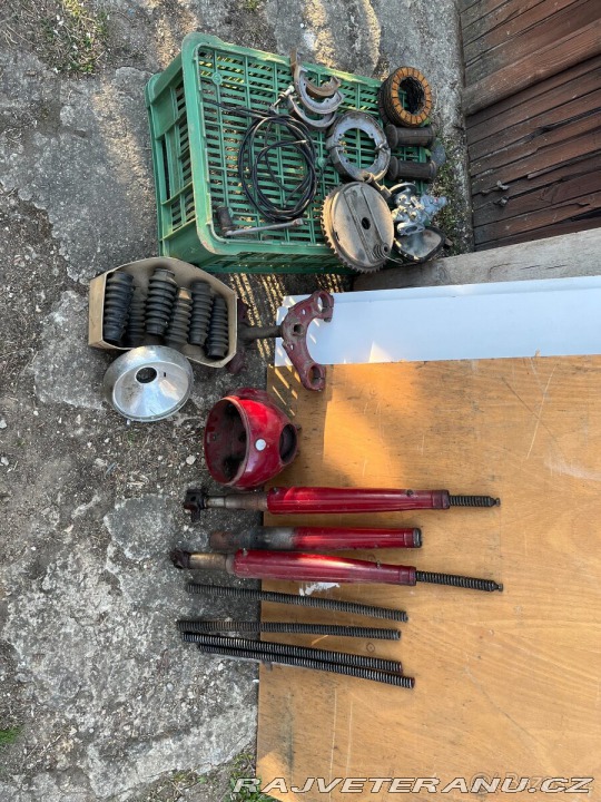 Jawa 250 pérák 1947