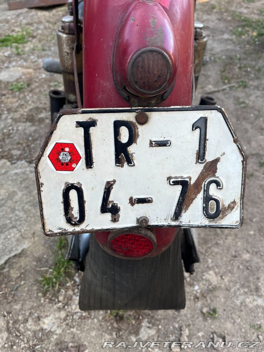 Jawa 250 pérák 1947