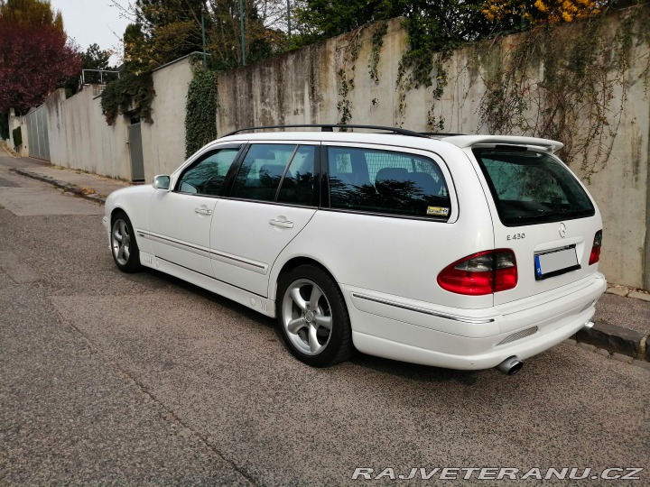 Mercedes-Benz E S210 2001