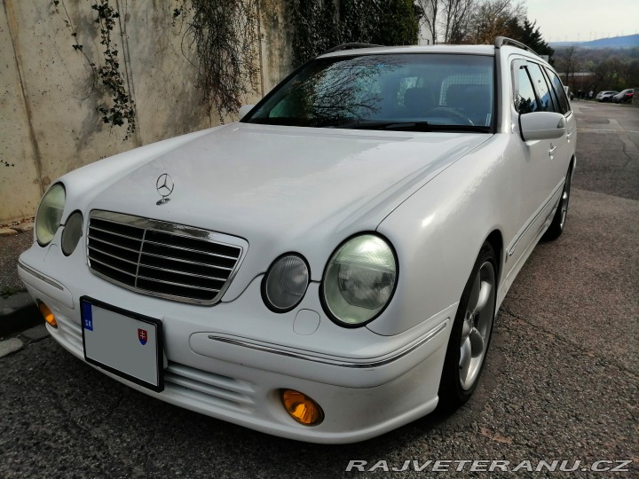 Mercedes-Benz E S210 2001