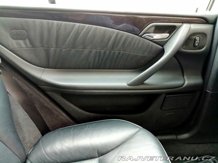 Mercedes-Benz E S210 2001