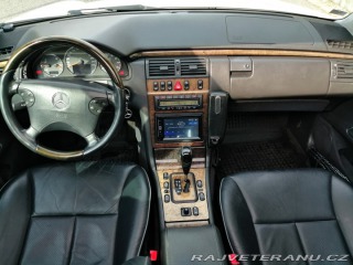 Mercedes-Benz E S210 2001