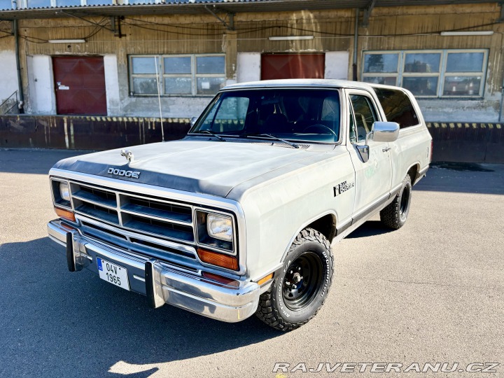 Dodge Ostatní modely Ramcharger 1983