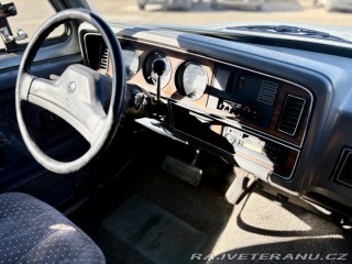 Dodge Ostatní modely Ramcharger 1983