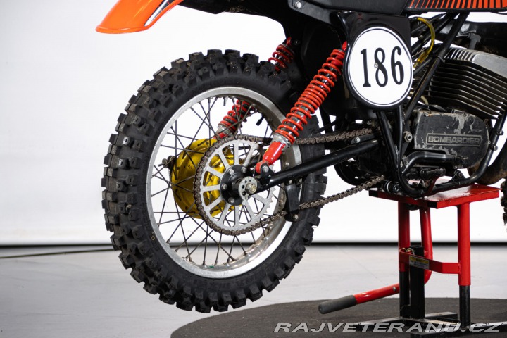 Ostatní značky Ostatní modely 250 MX-3 Black Widow 1977