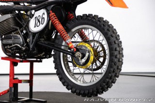 Ostatní značky Ostatní modely 250 MX-3 Black Widow 1977