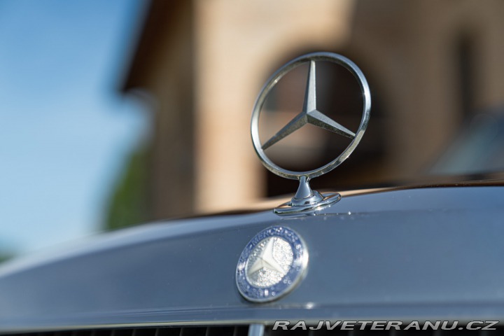 Mercedes-Benz 500 SEL 1985