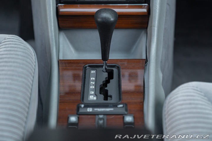 Mercedes-Benz 500 SEL 1985