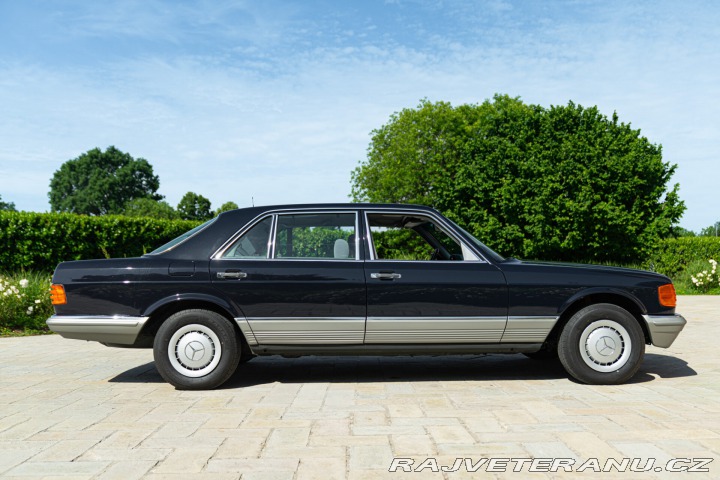 Mercedes-Benz 500 SEL 1985
