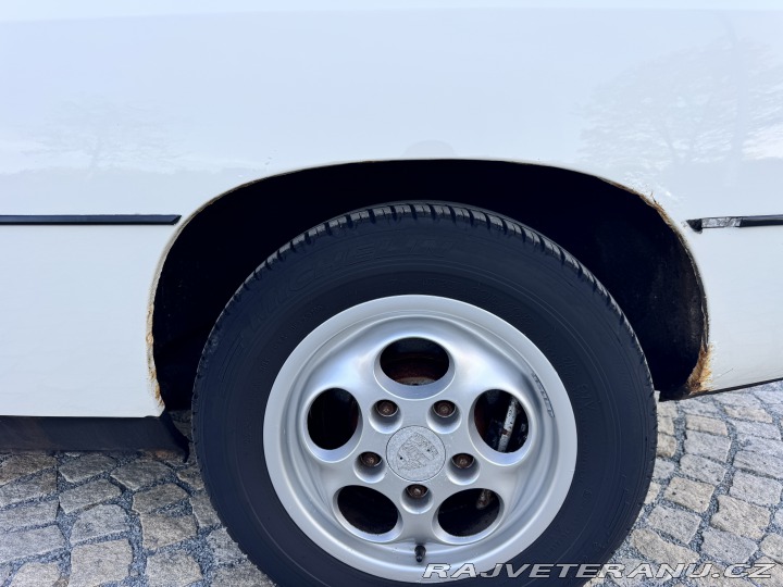 Porsche 924 S 2.5 110kW 1987