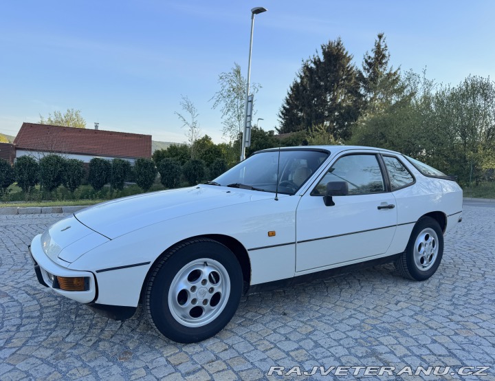 Porsche 924 S 2.5 110kW 1987