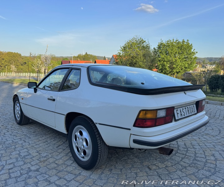 Porsche 924 S 2.5 110kW 1987