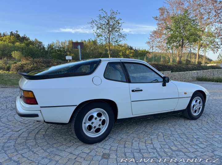 Porsche 924 S 2.5 110kW 1987