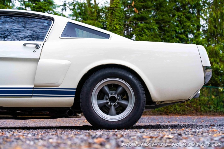 Ford Mustang Shelby GT350 1966