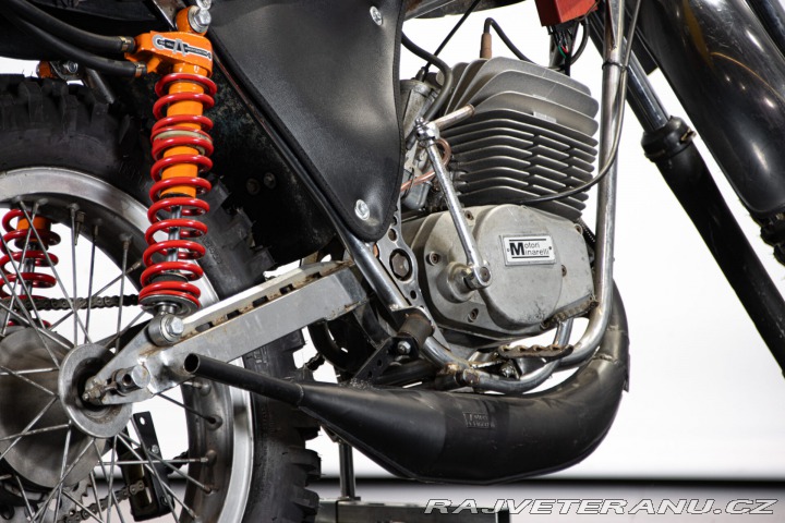 Ostatní značky Ostatní modely Intramotor GLORIA 125 CROSS 6V 1975