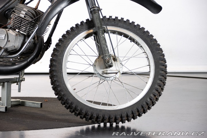 Ostatní značky Ostatní modely Intramotor GLORIA 125 CROSS 6V 1975