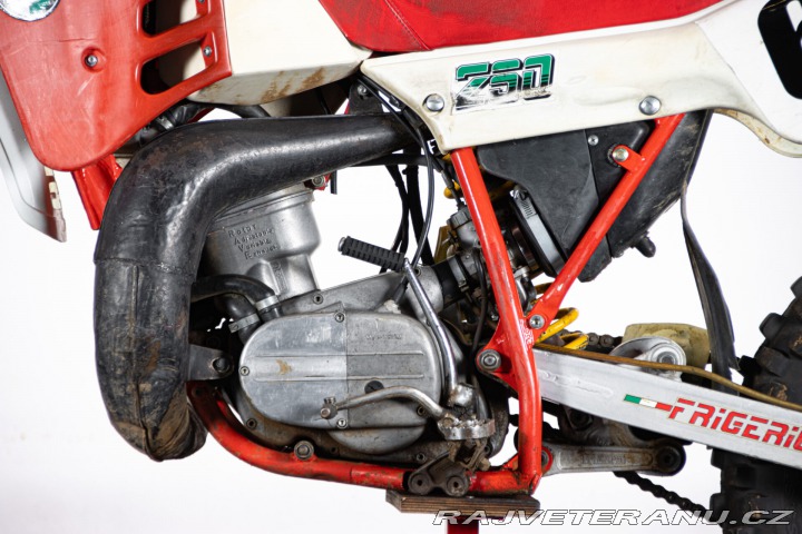 Ostatní značky Ostatní modely Puch INDOOR 250 1986