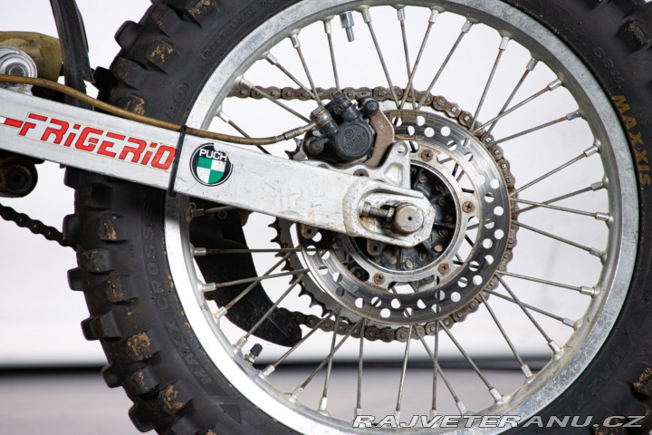 Ostatní značky Ostatní modely Puch INDOOR 250 1986