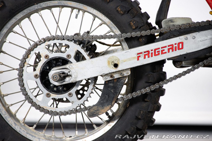 Ostatní značky Ostatní modely Puch INDOOR 250 1986