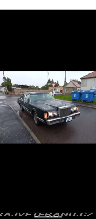 Lincoln Town Car  1986