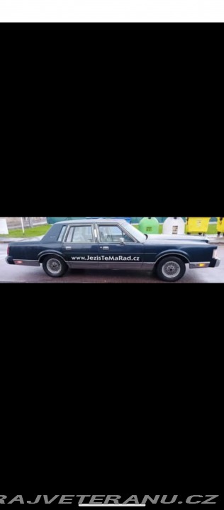 Lincoln Town Car  1986