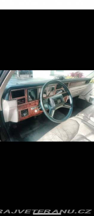 Lincoln Town Car  1986