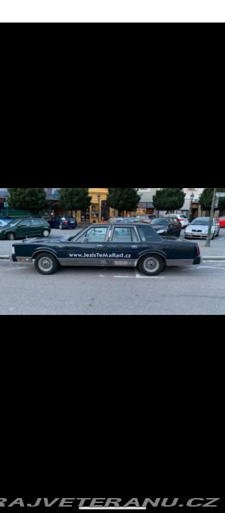 Lincoln Town Car  1986